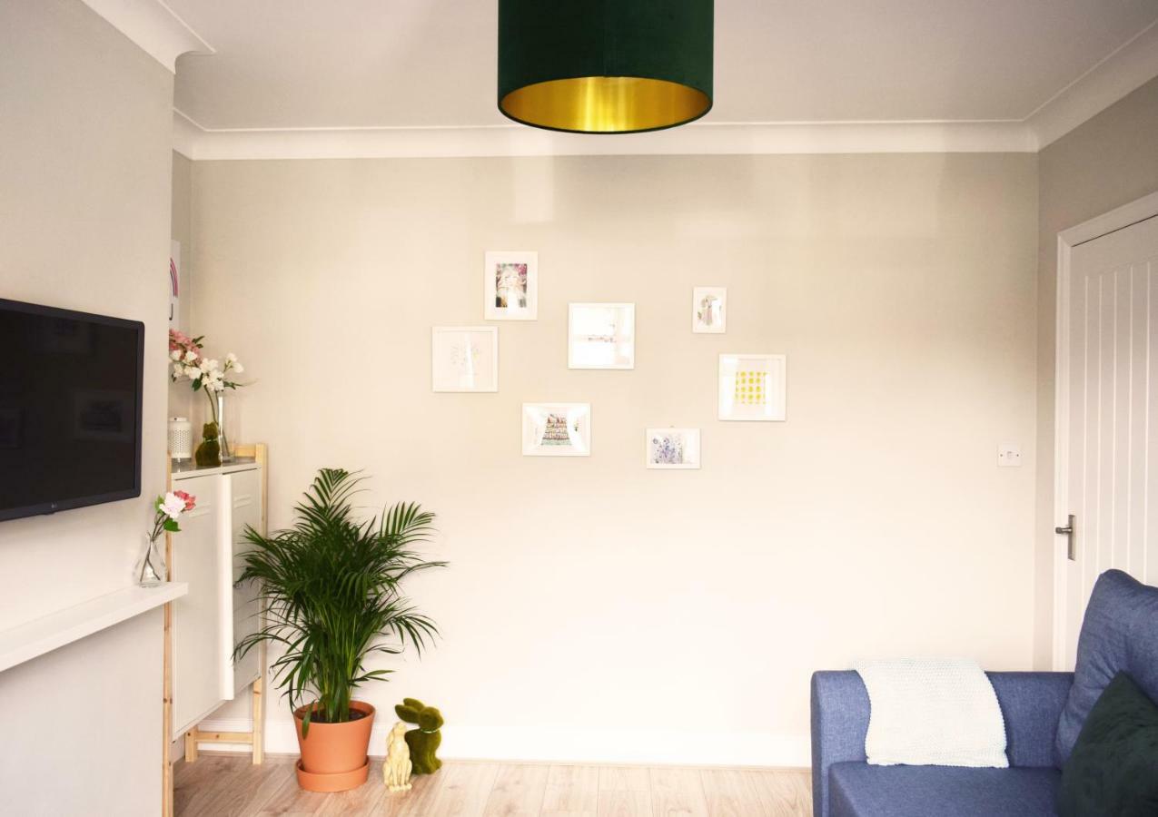 Charming Three Bed Home Near City Centre And Hospital 南安普敦 外观 照片